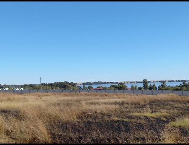 LAND FOR SALE IN VAAL MARINA